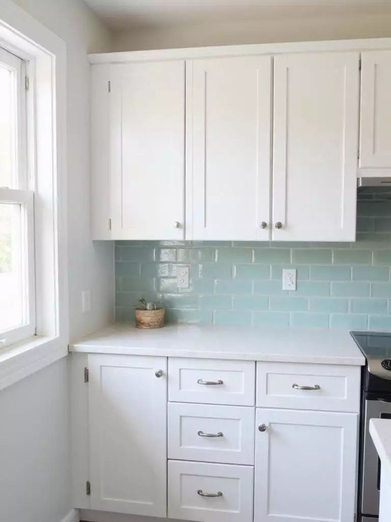 A modern kitchen featuring washable paint, highlighting its clean and glossy finish.